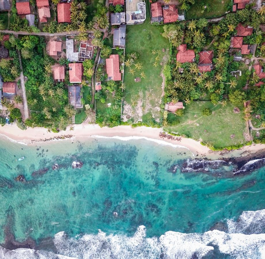 White Villa Beach Resort Мірісса Екстер'єр фото